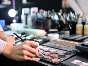Orlando Makeup Artist: Your Ultimate Guide to Glamour in the City Beautiful